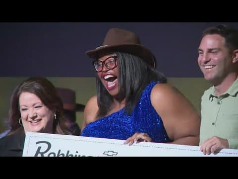 Humble ISD surprises its Teacher of the Year with $10,000