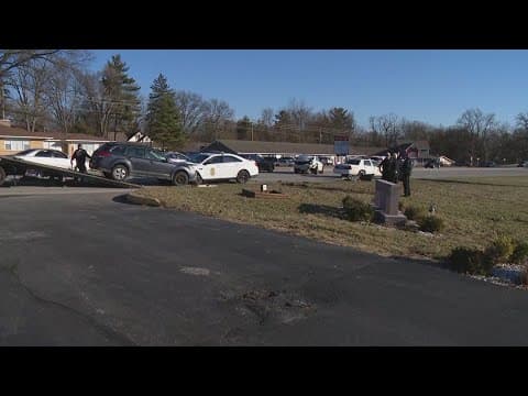 IMPD officers crash during chase on south side