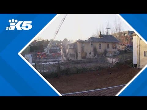 Firefighters battle fire at vacant house in Seattle's Mount Baker neighborhood for hours