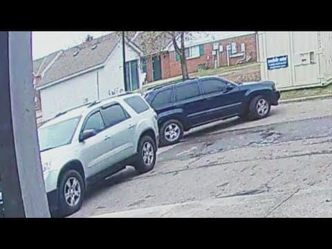 Police release photo of 2nd vehicle involved in fatal shooting of young siblings, man