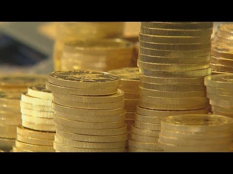 Price of gold jumps to new record high on Tuesday