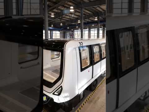 First new concourse train cars arrive at Denver’s airport