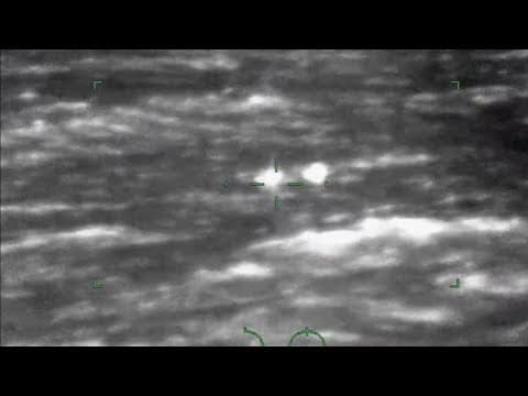 2 divers found alive after 38 hours at sea