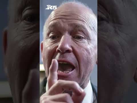 Boeing CEO stepping down