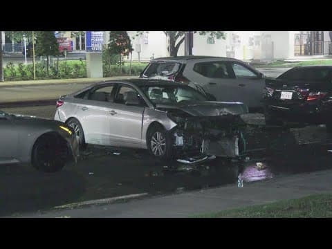 Child dead, 2 hurt after crash, chase with stolen car, Houston police say