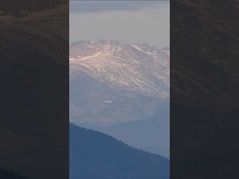 First snow of the season falls in Colorado