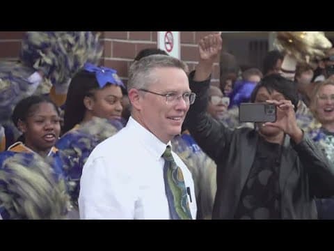 Pinellas County's teacher of the year receives a hero's welcome