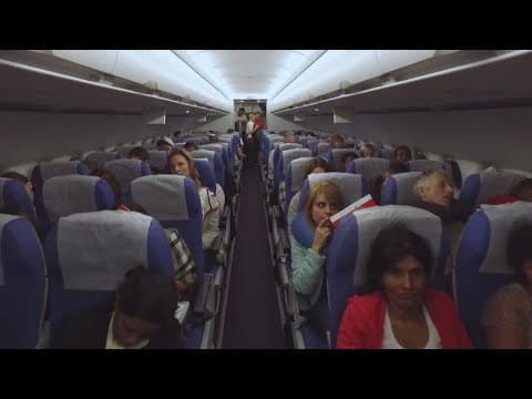 Airline officials grilled over fees by U.S. Senators