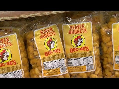 Why do travelers love Buc-ee's so much?