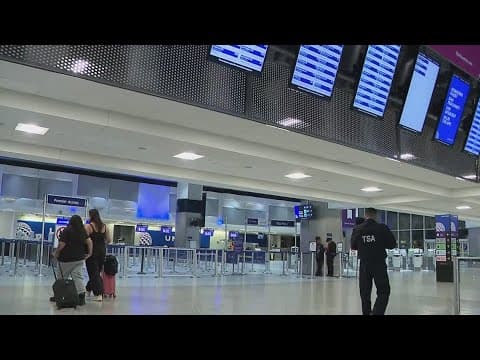 FAA warns of possible airport ground stops, including at both Houston airports