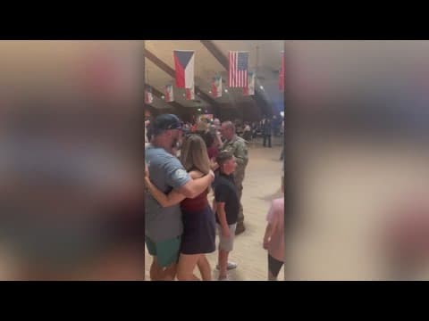 Soldier suprises family with reunion