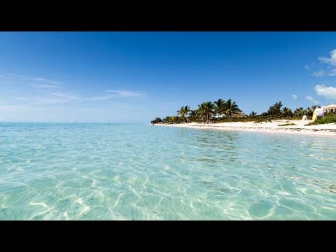 The Travel Mom shares where to go for fabulous family fun beach vacation!