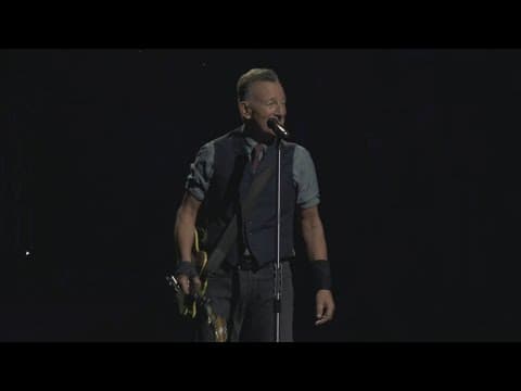 Music legend Bruce Springsteen brings tour to San Diego