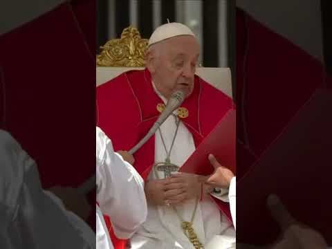 Pope Francis Presides Over Palm Sunday Mass