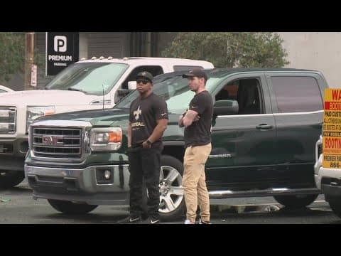 Council committee recommends live attendants for parking lots during big events