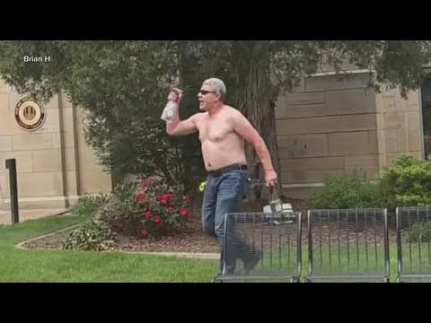 Officials provide update on Colorado fire attack