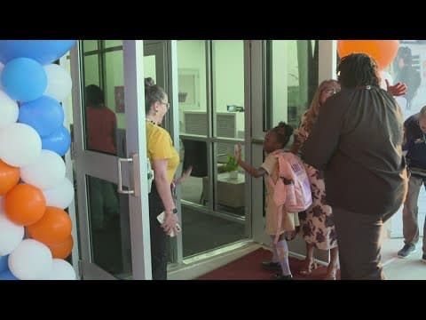 North Texas school district welcomes new elementary school