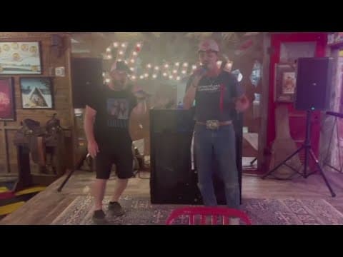 Familiar sound of music returns to Kerrville bar after devastating floods