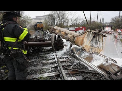 Southeastern Avenue reopens after train carrying cornstarch derails on Indy's near east side