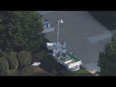 FedEx signs torn down at the Commanders stadium