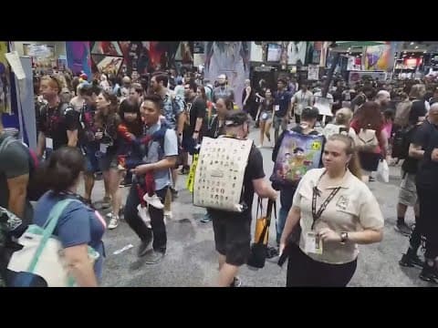 Comic-con fans excited despite the strikes, businesses are booming