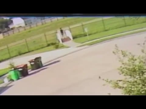 Sheriff describes man believed to have left newborn baby along walking trail in NW Harris County