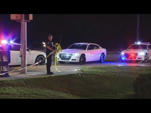1 injured after shooting near liquor store on Indy's near northwest side