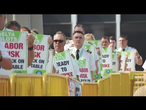 Delta pilots picket at MSP over contract negotiations