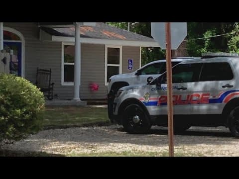 Woman finds toddler wandering along roadway