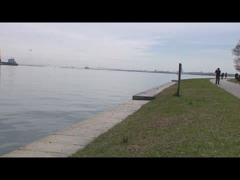 Commuters stunned by Baltimore bridge collapse