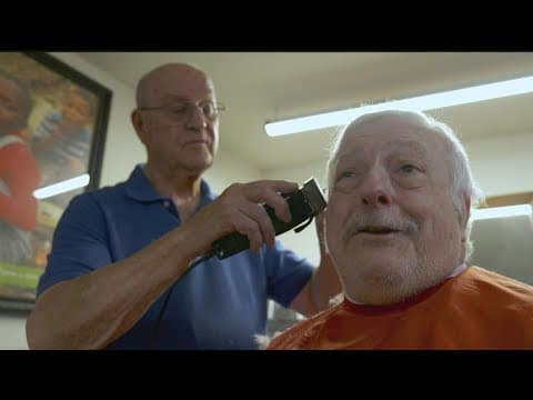 Navy veteran 'Tom the Barber' gives free haircuts for a cause