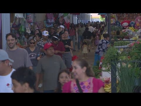 Houston Farmers Market draws in large crowd for Hispanic Heritage Month celebration