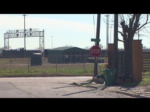 Fifth Ward residents near cancer cluster want answers at community meeting on relocation program