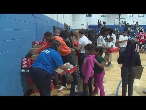 Sneaker giveaway helps hundreds of kids in DC