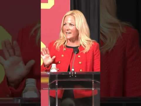 Former Washington Athletic Director Jen Cohens accepts same position at USC