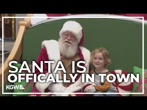 Santa arrives at Washington Square Mall