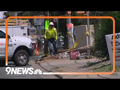 Driver leaves scene of crash causing power outage in Aurora