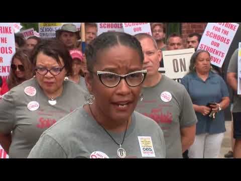 Columbus teachers' union provides update on first day of strike