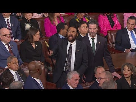 President Trump gives nearly 2-hour speech before joint session of Congress