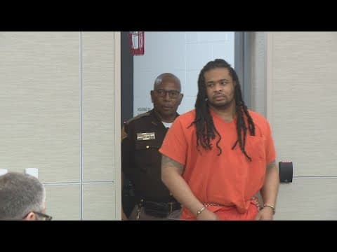 Man accused of shooting IMPD officer decides to represent himself in his trial
