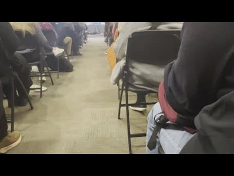 Hundreds of federal workers flood Arlington informational town hall