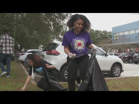 Teens perform a Day of Service in honor of Dr. King