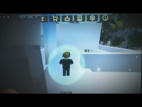 Man accused of contacting child on Roblox, exchanging sexually explicit photos