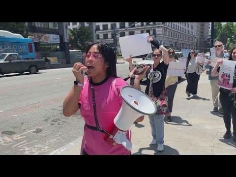 Women's rights supporters march for access to abortion pill