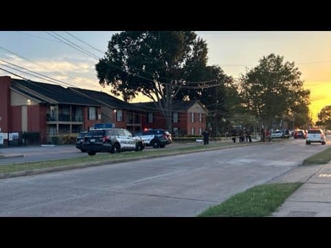Houston police give update after two people killed in southwest Houston