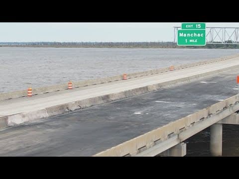 I-55 requires partial replacement at fatal crash site, repairs to take two weeks