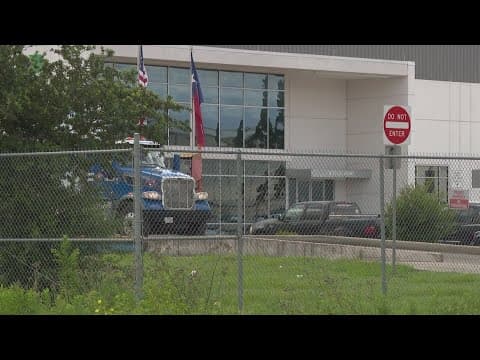 Houston's recycling bins sitting full due to facility bottleneck