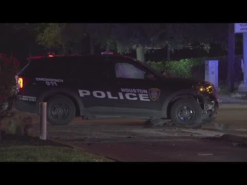 HPD officer involved in crash in patrol car