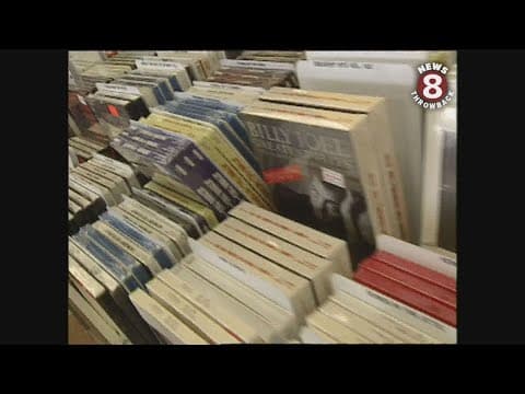 CD--compact discs packaging changing in February 1993