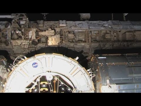 SpaceX to develop vehicle to move International Space Station